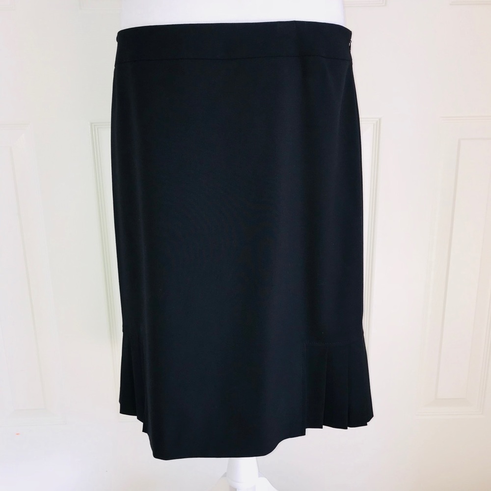 Tahari Skirt